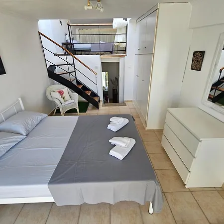Cosy By The Sea Holiday home *