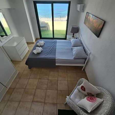Cosy By The Sea Nea Poteidaia