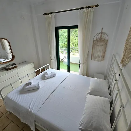 Adam's Place - Cosy By The Sea 펜션 *